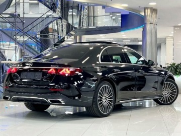 Mercedes Klasa E W214 Sedan 2.0 220d 197KM 2025 E Klasa 220 d 4-Matic AMG 2.0 197KM 2025, zdjęcie 4