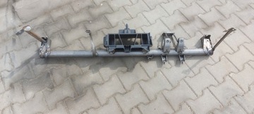 Stelaż deski konsoli Citroen C-ELYSEE Peugeot 301