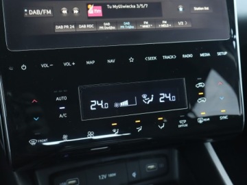 Hyundai Tucson IV SUV 1.6 T-GDI 48V 150KM 2022 Hyundai Tucson 1.6 T-GDI 48V MHEV, Salon Polska, zdjęcie 15