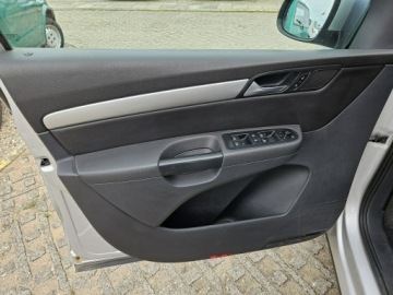 Volkswagen Sharan II Van 2.0 TDI-CR BMT 170KM 2011 Volkswagen Sharan 2,0 diesel 170KM DSG 7 miejsc, zdjęcie 16