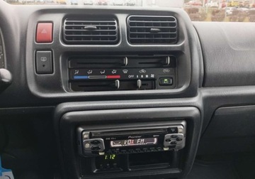 Suzuki Jimny III 2004 Suzuki Jimny 1,3 - benzyna - przebieg 143.000 km - klimatyzacja 1.3 Benzyna, zdjęcie 24