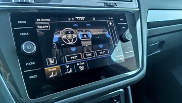Volkswagen Tiguan II SUV Facelifting 2.0 TSI 190KM 2022 Volkswagen Tiguan 2.0TSI 190KM ACC 4x4 SalonPL Ele, zdjęcie 25