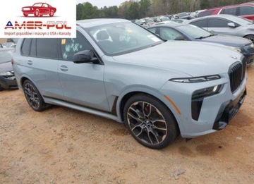 BMW X7 2025 BMW X7 M60I 2025 4.4l 4.4 Benzyna 523KM