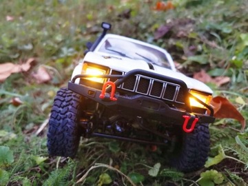 WPL C-24 4WD ВНЕДОРОЖНЫЙ АВТОМОБИЛЬ С ДИСТАНЦИОННЫМ УПРАВЛЕНИЕМ