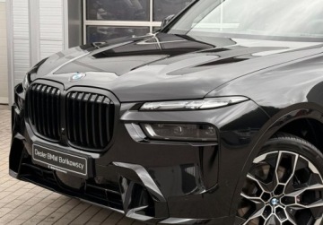 BMW X7 SUV Facelifting 3.0 40d 352KM 2026 BMW X7 BMW X7 xDrive40d M Sport 3.0 Diesel 352KM, zdjęcie 3