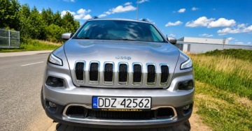 Jeep Cherokee V 2016 Jeep Cherokee 177KM Limited Skora LED Navi Kamera 2.4 Benzyna 177KM, zdjęcie 4