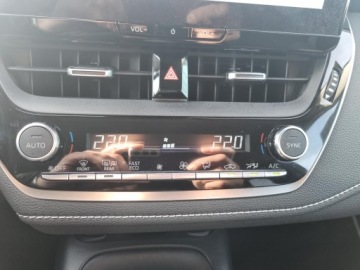 Toyota Corolla XII Sedan Facelifting 1.8 Hybrid 140KM 2023 Toyota Corolla 1.8 Hybrid Style Seria E21 (2019-), zdjęcie 20