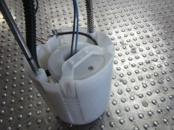 TOYOTA HIGHLANDER III 3.5I 2016 PUMPIČKA PALIVA + PLOVÁK