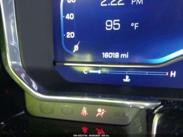 Chevrolet Silverado II 2025 Chevrolet Silverado 1500 Standard Bed Lt 2025 5.3l 5.3 Benzyna 355KM, zdjęcie 3