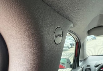 Kia Venga Mikrovan 1.6 DOHC CVVT 125KM 2015 Kia Venga 1.6Benz.125KM 6Bieg.LEDY Klima Parktr.aux USB 2xOpon Faktura Gwa, zdjęcie 19