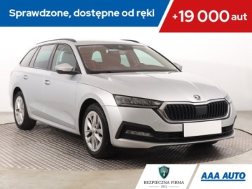 Skoda Octavia IV Kombi 2.0 TDI 115KM 2022 Skoda Octavia 2.0 TDI, Salon Polska