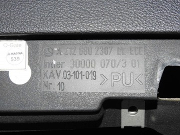DESKA ROZDĚLOVAČE KONZOLA MERCEDES W212