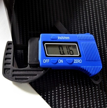 4D фольга CARBON Карбоновый шпон Черный Черный Столбы кабины 150 см x 50 см