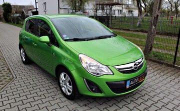 Opel Corsa D Hatchback 5d Facelifting 1.4 87KM 2013 Opel Corsa 1.4 i Tapiercka czesciowo skorzana Klima 1 rok gwarancji, zdjęcie 2