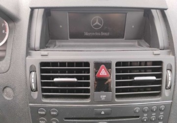 Mercedes Klasa C W204 Kombi T204 1.8 180 K 156KM 2008 Mercedes-Benz Klasa C 112008r. 1.8 Benzyna. Lekko uszkodzony lewy bok. Jez, zdjęcie 12