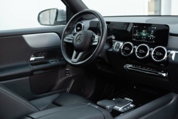 Mercedes GLB SUV 1.3 180 136KM 2021 Mercedes-Benz GLB 180 Style 7G-DCT Salon PL Autotrade 1.3 Benzyna 136KM, zdjęcie 24