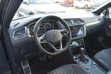 Volkswagen Tiguan II SUV Facelifting 1.5 TSI 150KM 2022 Volkswagen Tiguan SalonPL 150KM TSI DSG R-Line Premium HakKessyNavi ACC Ma, zdjęcie 8