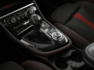 BMW Seria 2 F22-F23-F45-F46 Gran Tourer 218d 150KM 2015 BMW 218 2.0d Active Tourer SportLine Navi Tempomat, zdjęcie 27