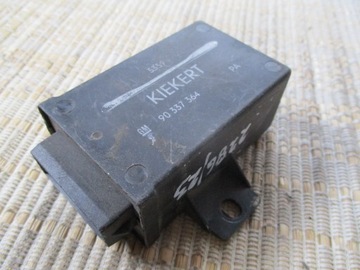 2286/23 PRZEKAŹNIK MODUŁ STER ZAMKA CETRALNEGO OPEL VECTRA GM90337364