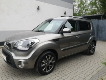 Kia Soul I Crossover Facelifting 1.6 GDI 140KM 2013 Kia Soul 1.6 140KM Klimatronic Parktronic Alu Ledy, zdjęcie 9