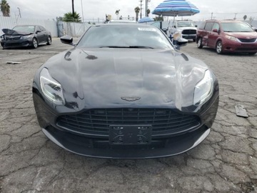 Aston Martin DB11 Coupe 4.0 V8 503KM 2018 Aston Martin DB11 2018 4.0l 4.0 Benzyna 503KM, zdjęcie 5
