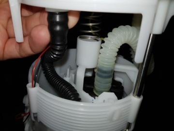 ТОПЛИВНЫЙ НАСОС RENAULT KANGOO II 1.5DCI 172026671R