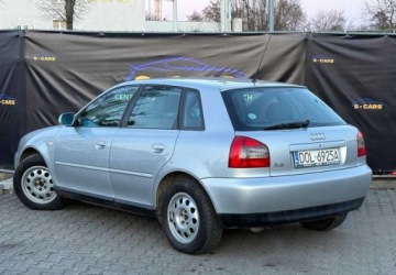 Audi A3 8L Hatchback 1.6 i 102KM 2000 Audi A3 Sportback Audi A3 1.6 b SUPER STAN OPONY ZIMOWE Dlugie Oplaty, zdjęcie 3