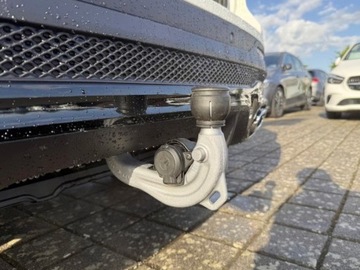 Mercedes GLB SUV Facelifting 2.0 220 190KM 2025 MERCEDES-BENZ GLB 220 4-Matic AMG Line 2.0 (190KM) 2025, zdjęcie 18