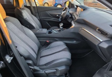 Peugeot 5008 II Crossover 1.5 BlueHDI 130KM 2018 Peugeot 5008 Peugeot 5008 1.5 BlueHDI Allure SampS 1.5 Diesel 130KM, zdjęcie 8