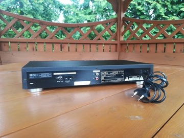 AIWA XT-003 СТЕРЕО цифровой тюнер
