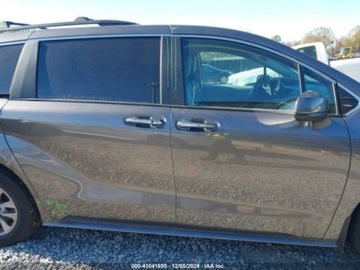 Toyota Sienna III 2024 Toyota Sienna 2024r., 2.5L 2.5 Benzyna 245KM, zdjęcie 4