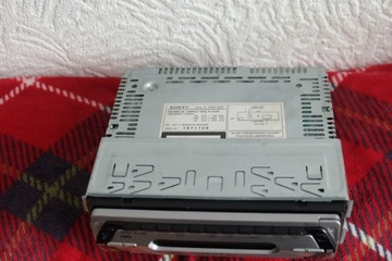 SONY-CDX-S22-MP-3-ФУНКЦИОНАЛЬНЫЙ