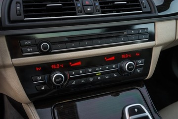 BMW Seria 5 F10-F11 Limuzyna 550i 407KM 2011 BMW F10 550i 4.4 v8 407PS Mpakiet Prywatna z Niemiec 5 lat w PL Polecam!, zdjęcie 21