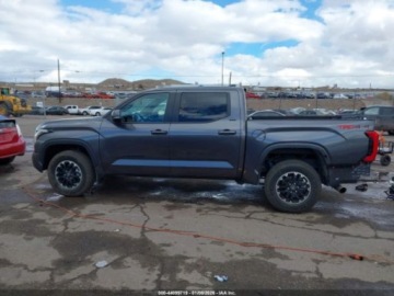 Toyota Tundra II 2025 Toyota Tundra SR5 2025 3.4 Benzyna 389KM, zdjęcie 2