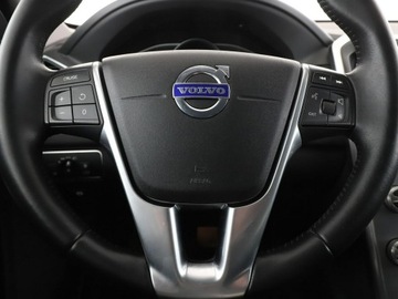 Volvo XC60 I SUV Facelifting 2.0 D3 DRIVE-E 150KM 2017 Volvo XC 60 2.0 D3 Automat Momentum Nawigacja, zdjęcie 20