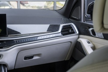 BMW X7 SUV Facelifting 3.0 40d 352KM 2026 BMW X7 xDrive40d - Dostępne od ręki!, zdjęcie 22