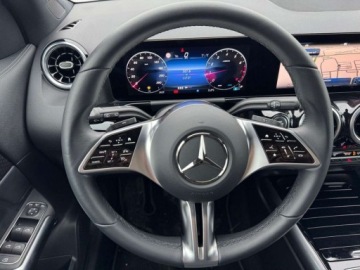 Mercedes GLA II Off-roader Facelifting 1.3 200 163KM 2025 Mercedes-Benz GLA GLA 200 MULTIBEAM LED Kamera cofania MBUX Night Pack, zdjęcie 13