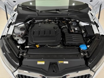 Skoda Octavia IV Kombi 2.0 TDI 115KM 2022 Skoda Octavia Ambition / LED / Kamera cofania / Ca, zdjęcie 17