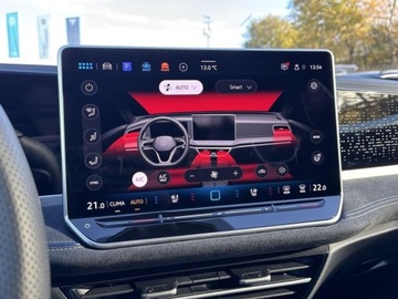 Volkswagen Passat B9 2024 Volkswagen Passat R-Line Matrix DCC Tempomat ACC Masaz Pakiety FV23, zdjęcie 26