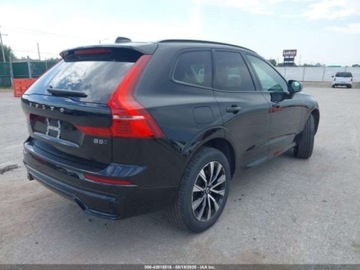 Volvo XC60 II 2024 Volvo XC 60 2024 Volvo XC60 B5 AWD Plus Dark Theme 2.0 Benzyna 247KM, zdjęcie 4