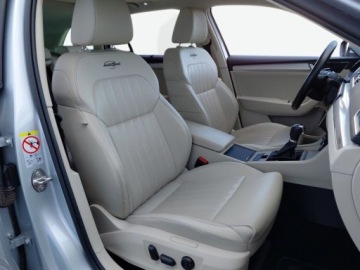 Skoda Superb III Kombi Facelifting 2.0 TSI 190KM 2022 Skoda Superb 2.0TSI 190KM LK DSG SalonPL SerwisASO Kessy Acc Matrix Virtua, zdjęcie 14