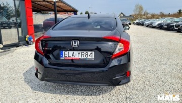 Honda Civic X Sedan 4d 1.5 VTEC Turbo 182KM 2017 Honda Civic 1.5T 183KM manual navi skora 2xPDC szyberadch 1 rej 2018R asys, zdjęcie 14