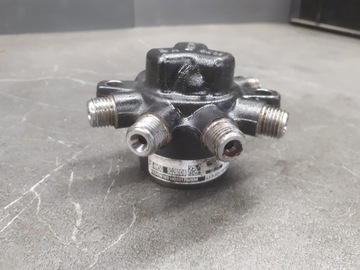 4M5Q9D280DB rozdzielacz paliwa focus MK2 1.8TDCi