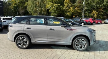 Hongqi HS3 1.5T 169KM 2025 Hongqi HS3 1.5T FWD 156 KM Leasing od 101 1.5 Benzyna 169KM, zdjęcie 2