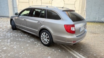 Skoda Superb II Kombi 2.0 TDI CR DPF 140KM 2010 Skoda Superb 2.0TDI 140KM DSG Po prostu - Sprawdz 2.0 Diesel 140KM, zdjęcie 13