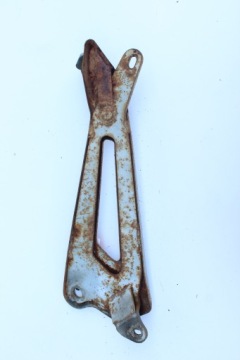 YAMAHA YBR 125 КОМПЛЕКТ ПРАВАЯ ПОДНОЖКА