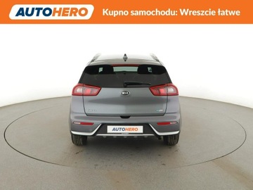 Kia Niro I Crossover 1.6 GDi Hybrid 141KM 2017 Kia Niro HEV półskóra navi kamera ks.serwisowa, zdjęcie 5