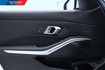 BMW Seria 3 G20-G21 Limuzyna 2.0 320i 184KM 2024 BMW Seria 3 320i xDriveFV23Adaptacyjne Reflektory LED 2.0 Benzyna 184KM, zdjęcie 8