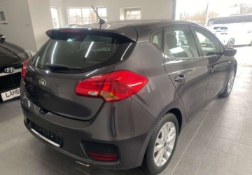 Kia Ceed II Hatchback 5d Facelifting 1.4 DOHC 100KM 2017 Kia Ceed Gwarancj Bezwypadkowy Serwisowany Oplacony 1.4 Benzyna 100KM, zdjęcie 3