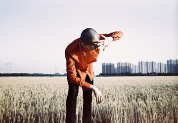 Простая камера Lomography Optimistic Ox